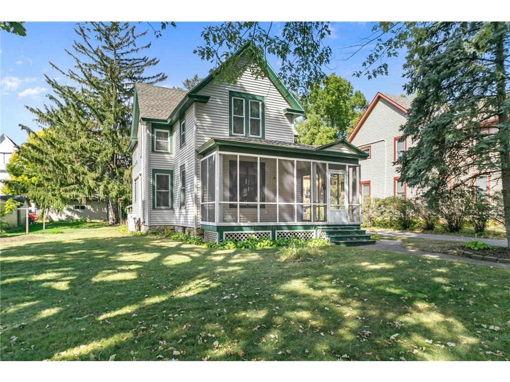 715 4th Street Hudson WI 54016 6435569 image1