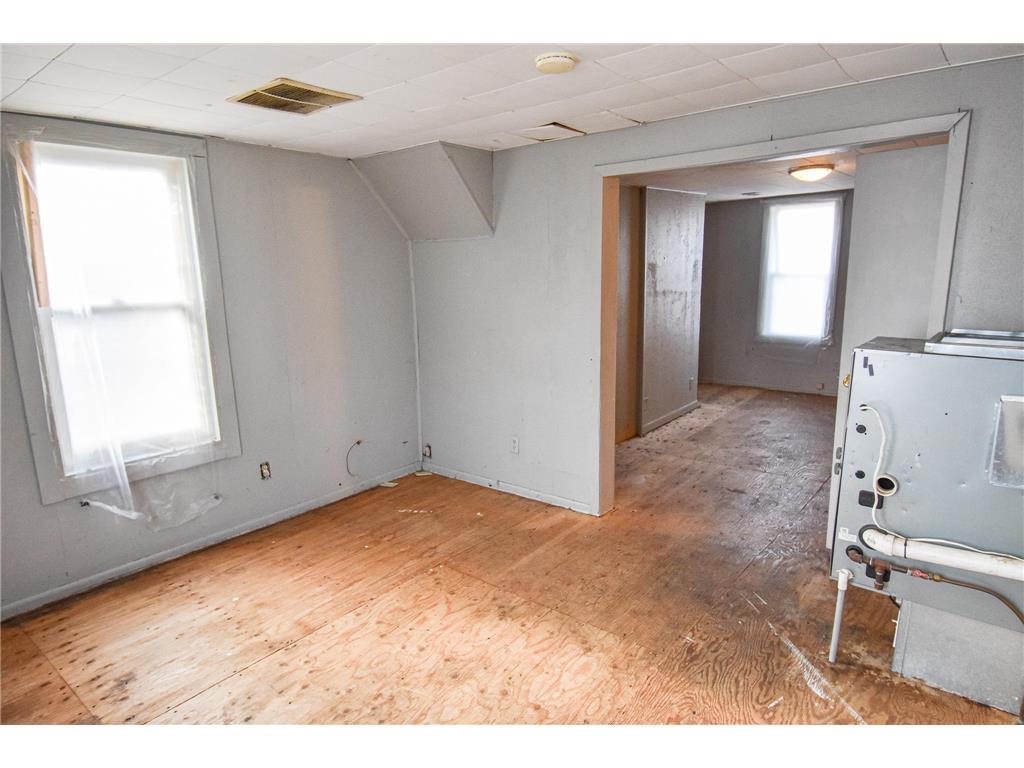 715 8th Street E Thief River Falls MN 56701 6726588 image14