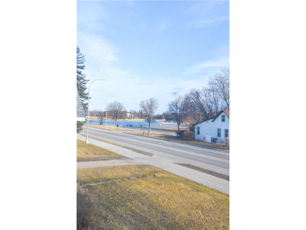 715 8th Street E Thief River Falls MN 56701 6726588 image21