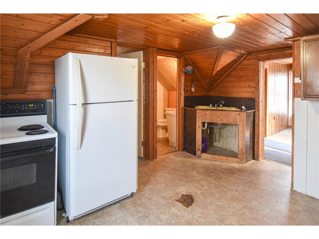 715 8th Street E Thief River Falls MN 56701 6726588 image23