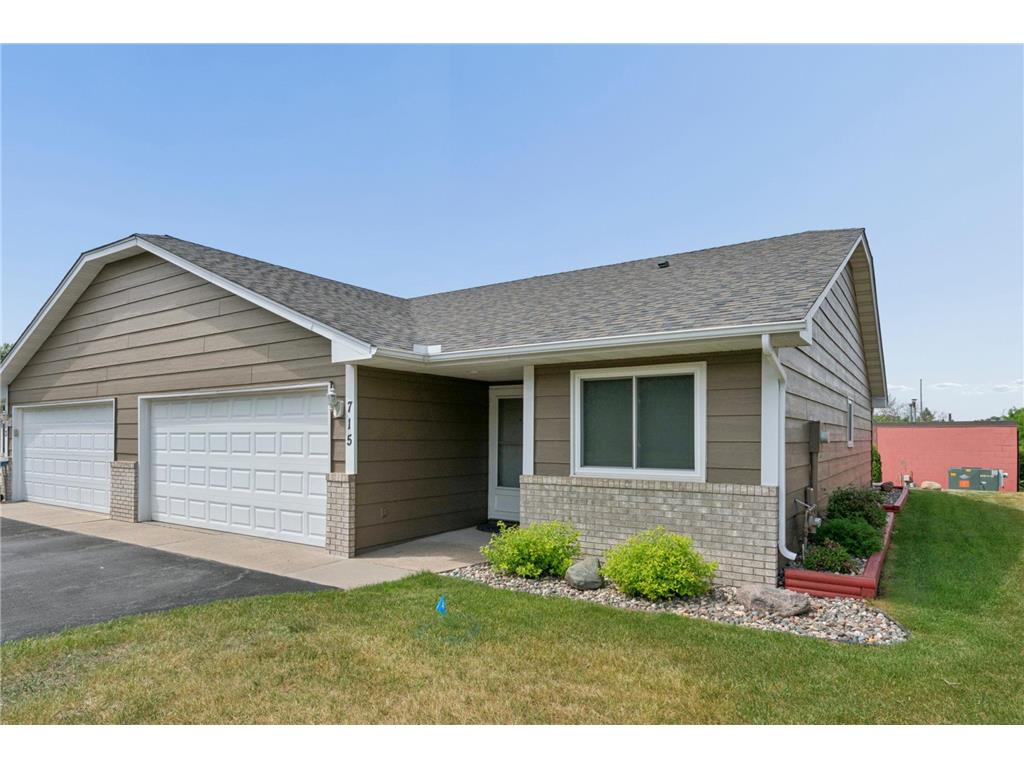715 Auburn Place NW Elk River MN 55330 7091362 image1