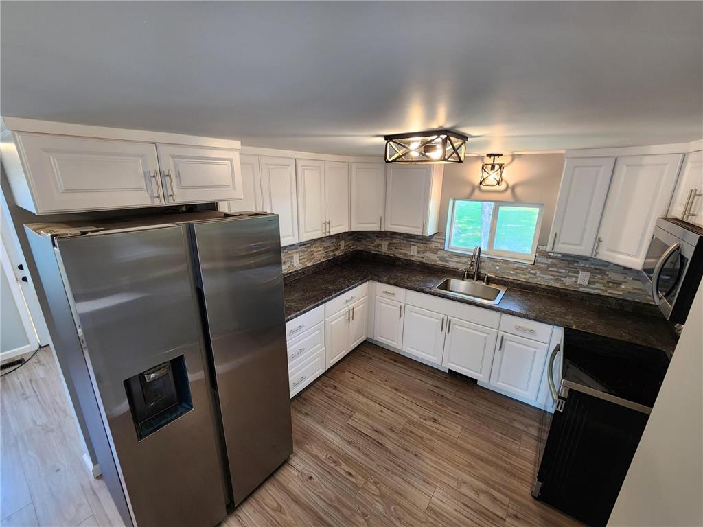715 Commercial Avenue N Sandstone MN 55072 7093766 image3