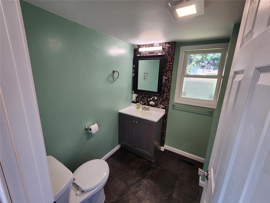715 Commercial Avenue N Sandstone MN 55072 7093766 image8