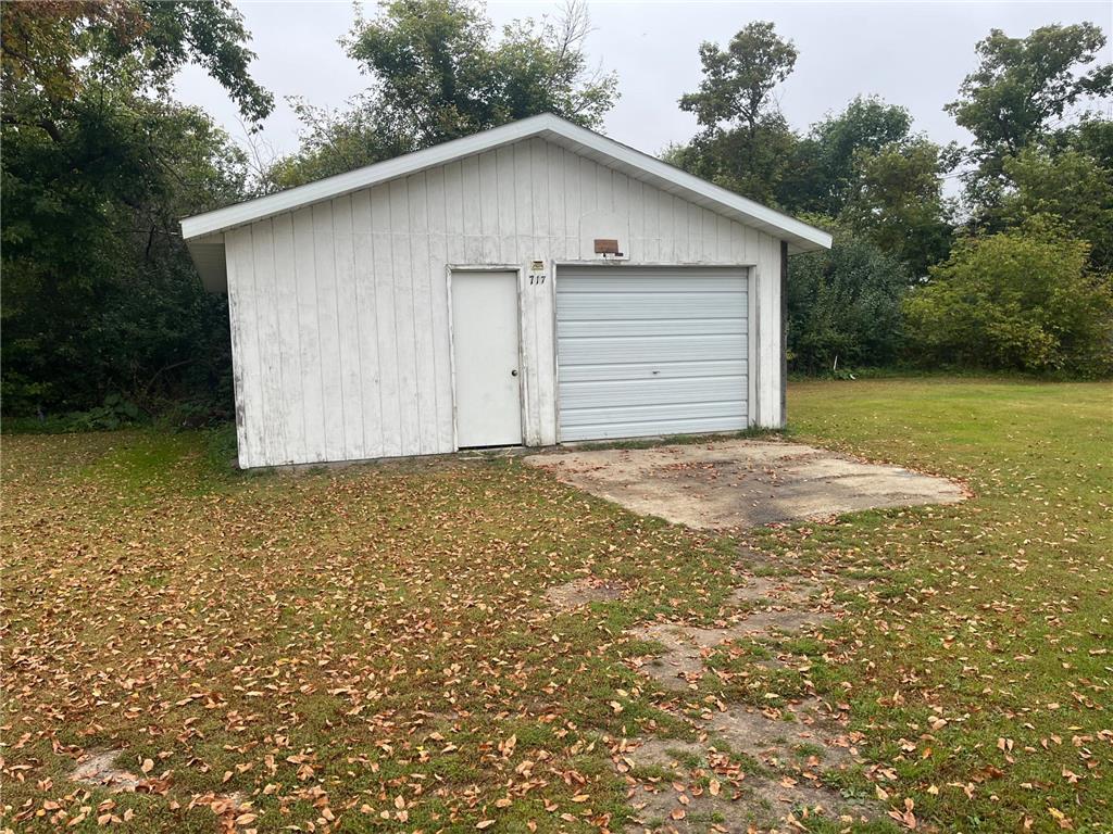 715 Holden Avenue Henning MN 56551 6791576 image2