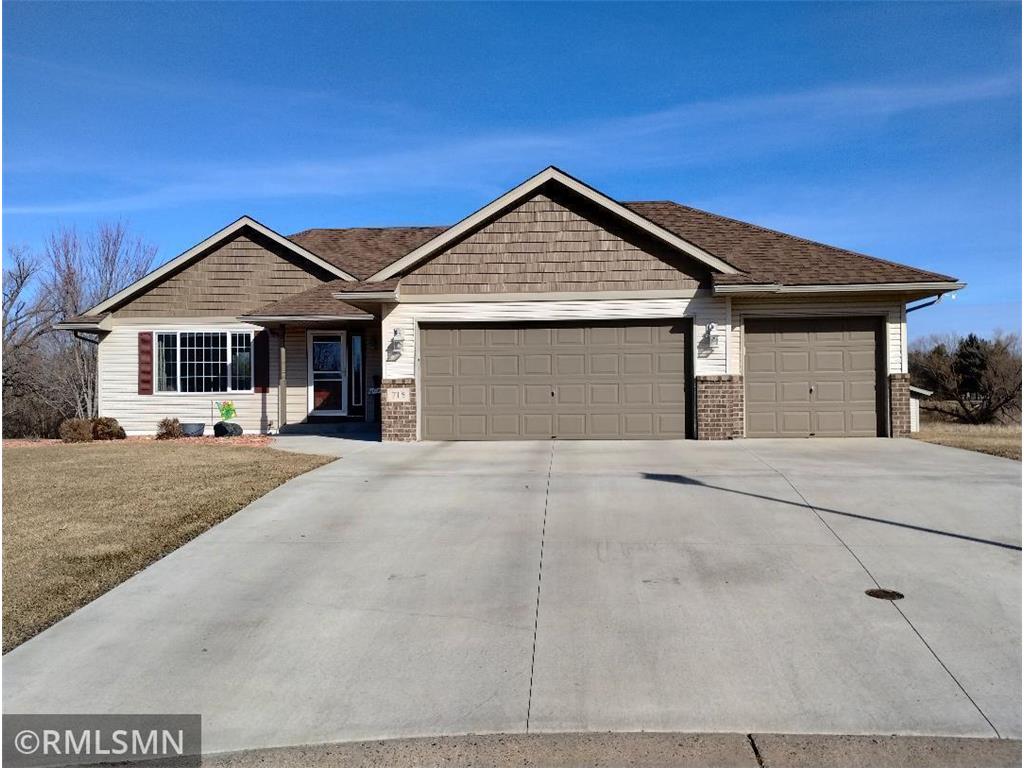 715 Keller Avenue Rush City MN 55069 - Rush Creek 6496321 image1