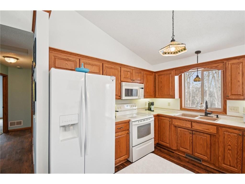 715 Lewis Avenue Rush City MN 55069 7078681 image13