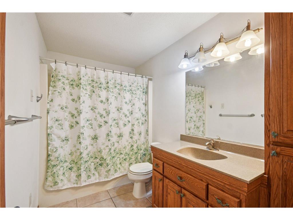 715 Lewis Avenue Rush City MN 55069 7078681 image16