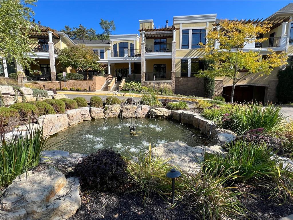 715 Linden Street #205 Mendota Heights MN 55118 6359761 image1