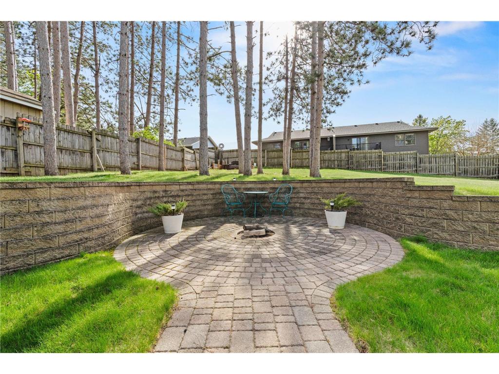 715 Lund Street N North Hudson WI 54016 7068211 image24