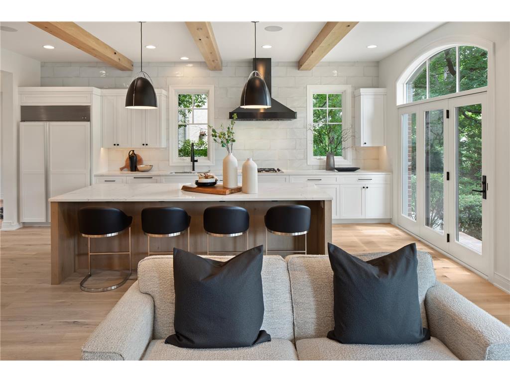 715 Rice Street E, Wayzata, MN, 55391 MLS 6390421 Edina Realty