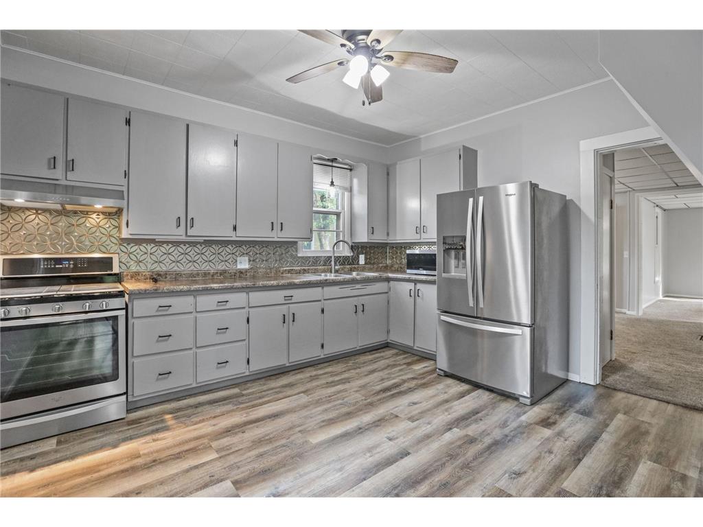 716 1st Street NW Faribault MN 55021 6787008 image1