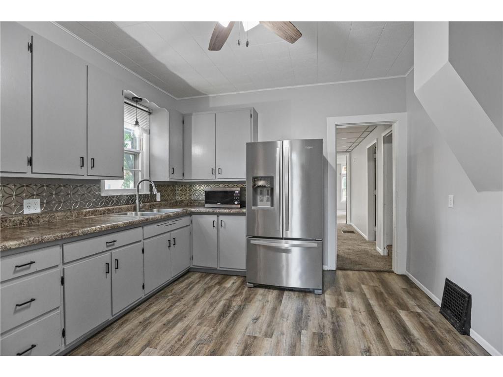 716 1st Street NW Faribault MN 55021 6787008 image6