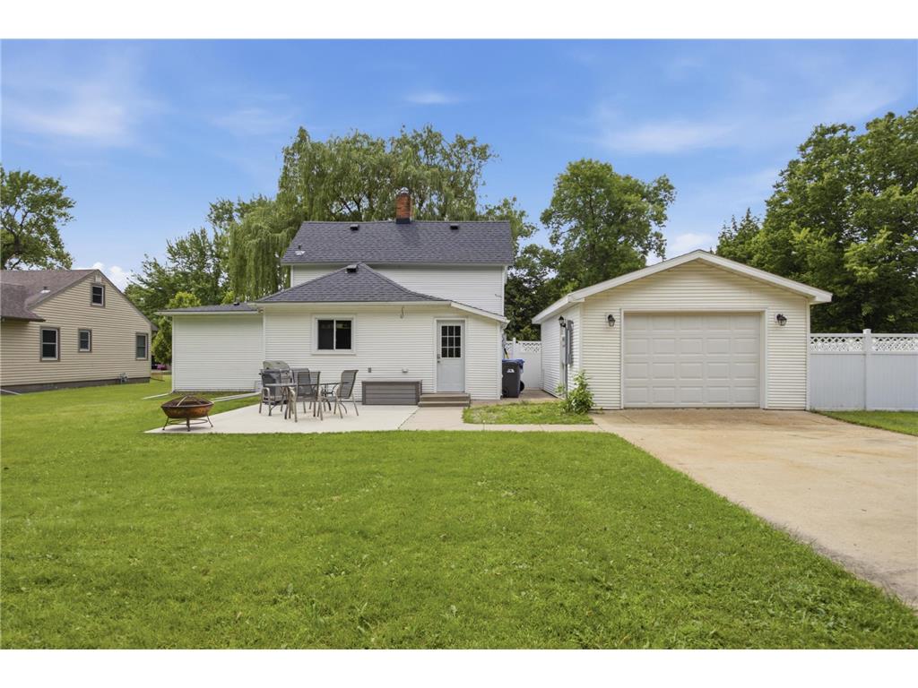 716 3rd Street Hawley MN 56549 7106030 image1