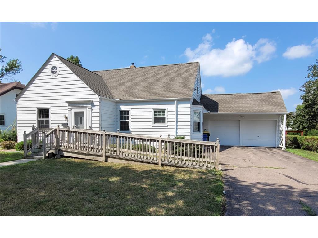 716 4th Avenue SW Pipestone MN 56164 6414637 image1
