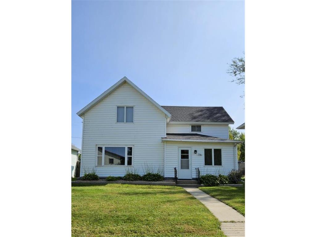 716 5th Street N Graceville MN 56240 6600628 image1