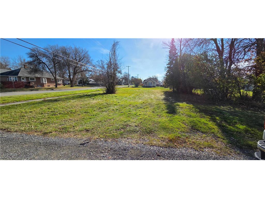 716 / 718 6th Avenue International Falls MN 56649 6810776 image1