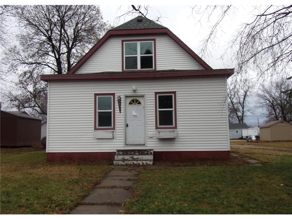 716 Bluff Street Graceville MN 56240 6633258 image1