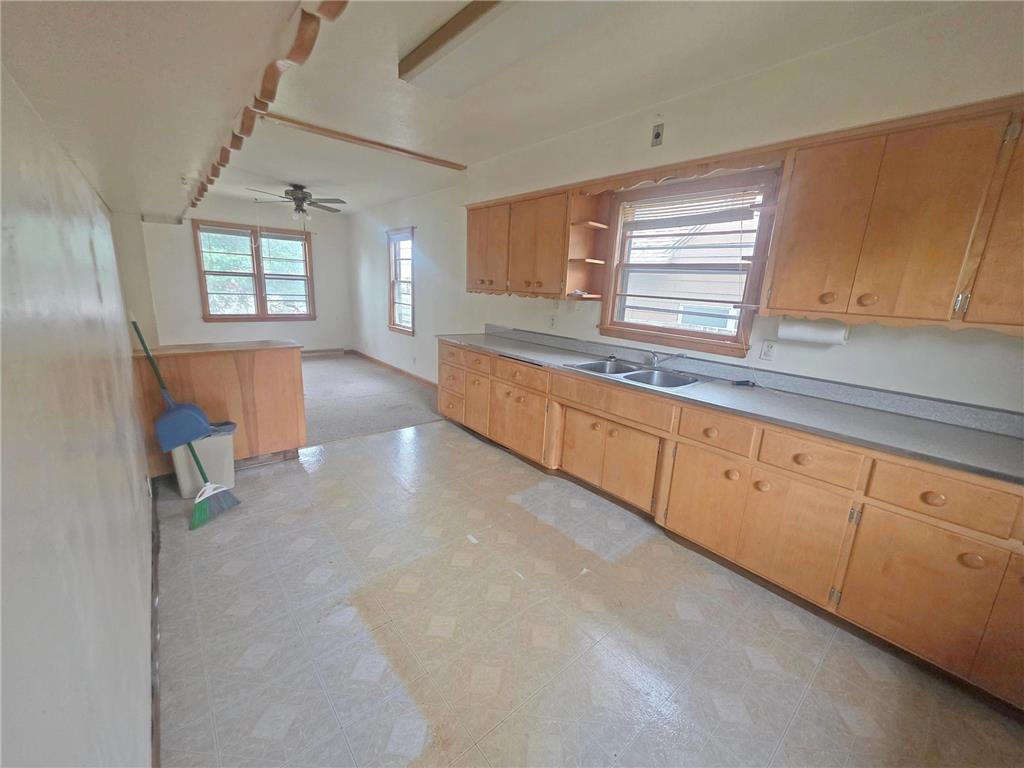 716 E 37th Street Hibbing MN 55746 7001163 image2