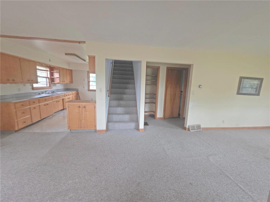 716 E 37th Street Hibbing MN 55746 7001163 image7