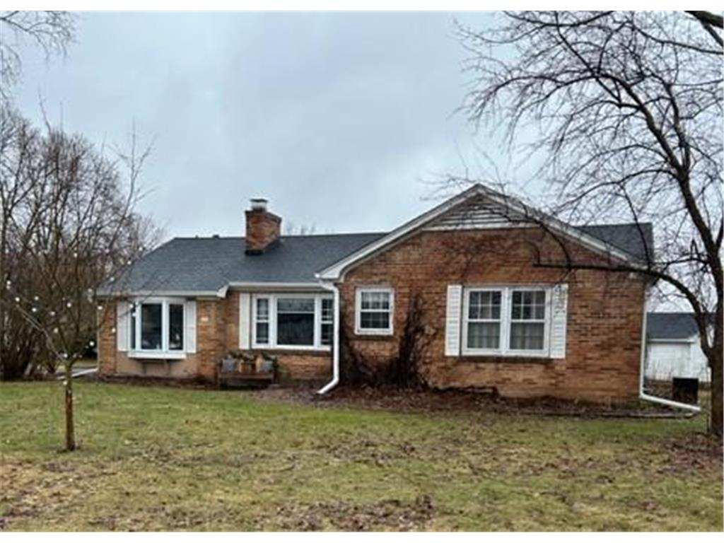 716 E Park Avenue Luck Twp WI 54853 6358439 image1