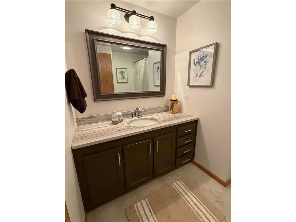 716 Main Avenue S Roseau MN 56751 7084452 image18