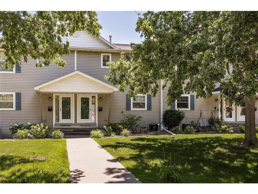 716 Stewart Avenue Saint Paul MN 55102 6737830 image1