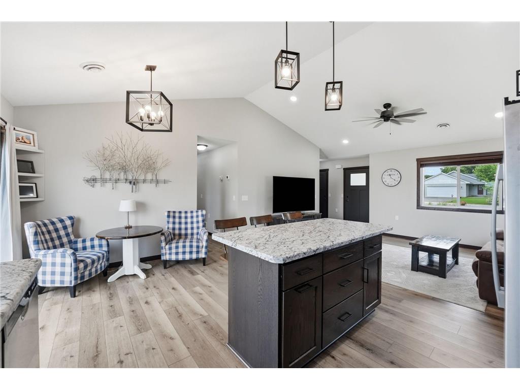 716 W 8th Street Litchfield MN 55355 7104126 image10