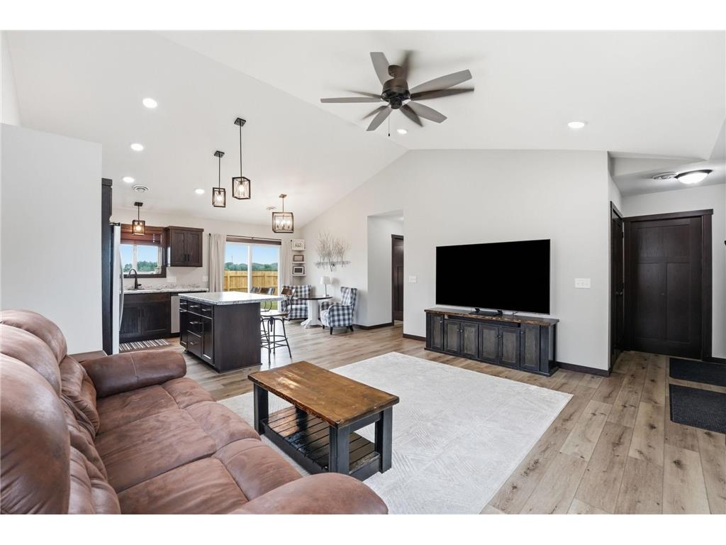 716 W 8th Street Litchfield MN 55355 7104126 image11