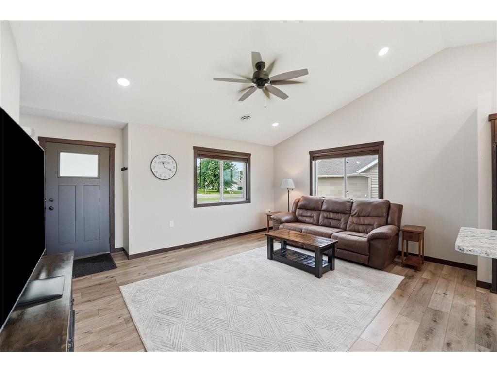 716 W 8th Street Litchfield MN 55355 7104126 image12