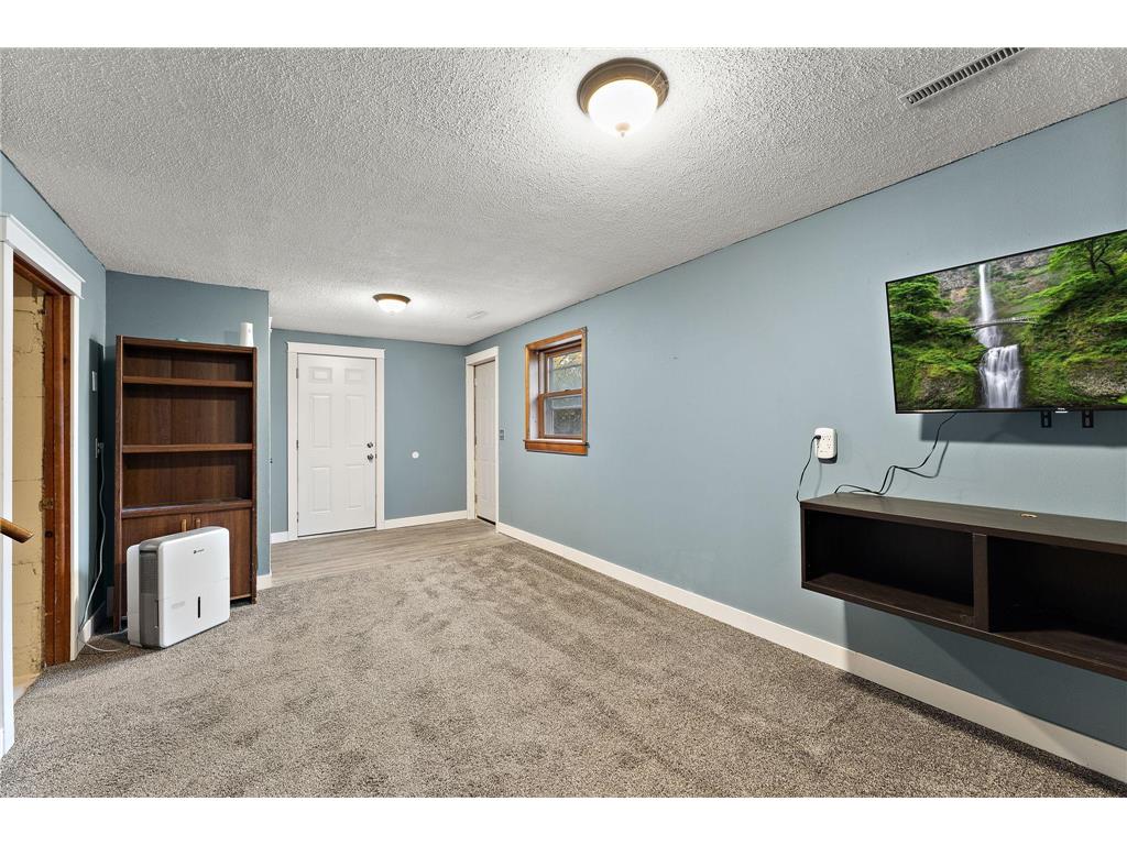 7169 Clay Avenue Inver Grove Heights MN 55076 7026971 image18