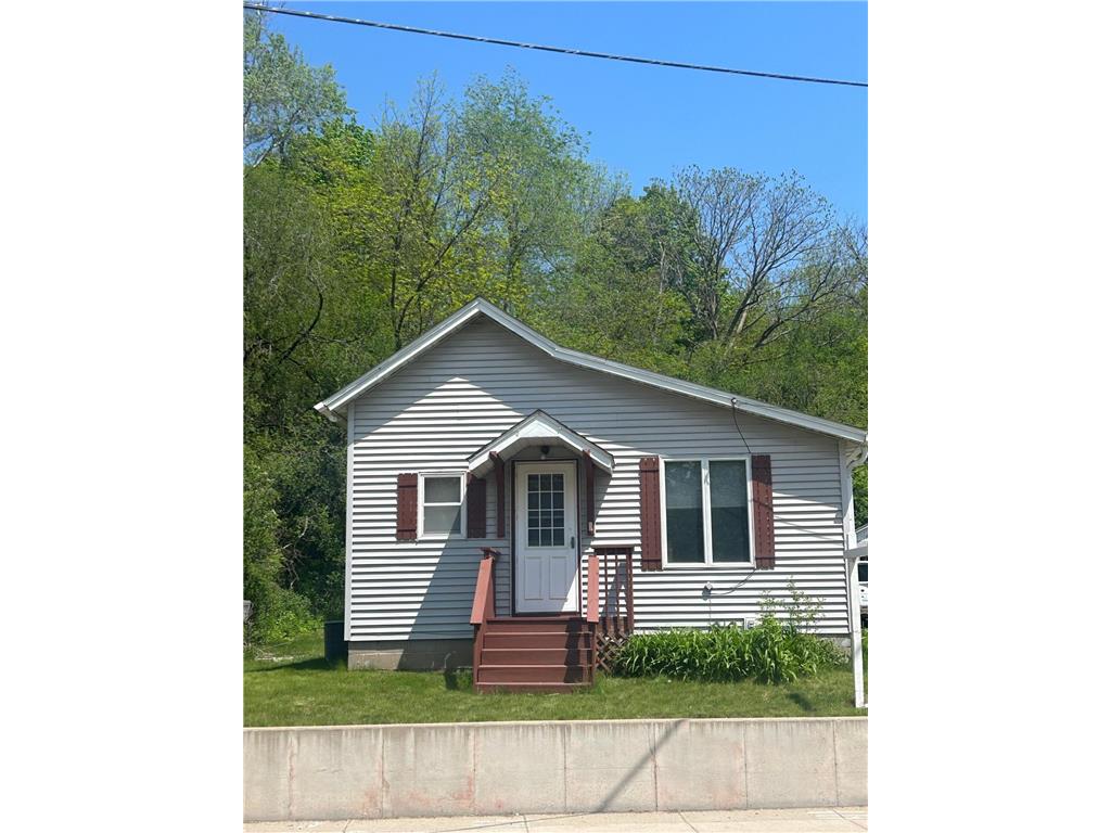 717 1st Street Glenwood City WI 54013 6550254 image1