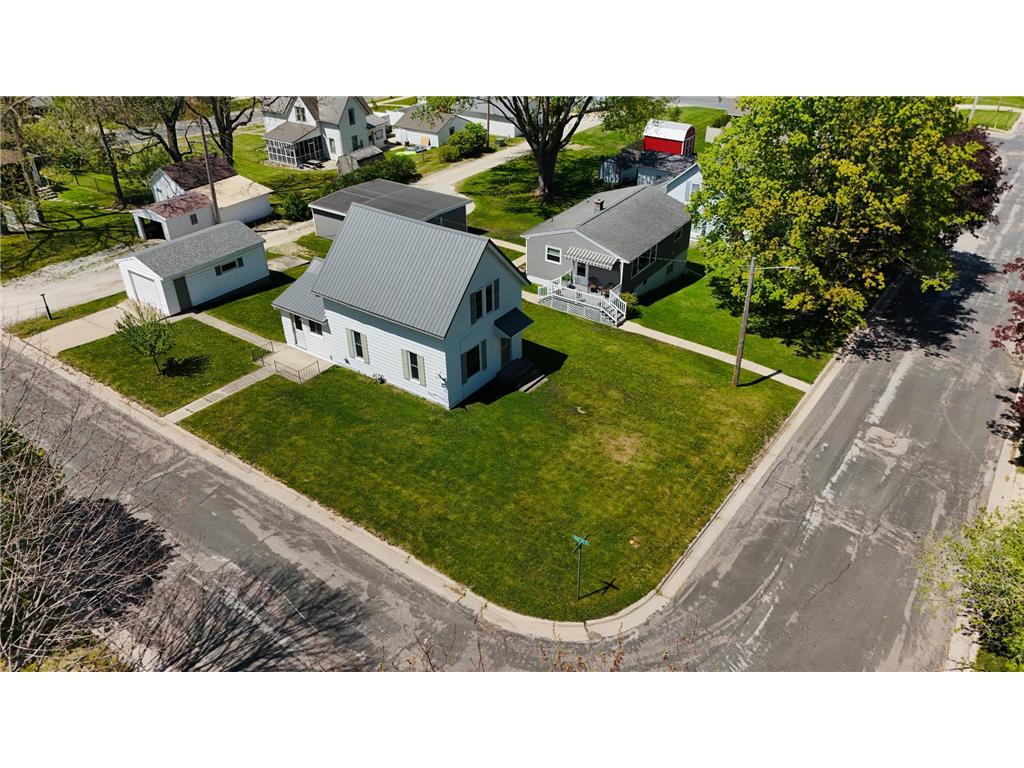 717 Elizabeth Street SE Preston MN 55965 7072730 image2