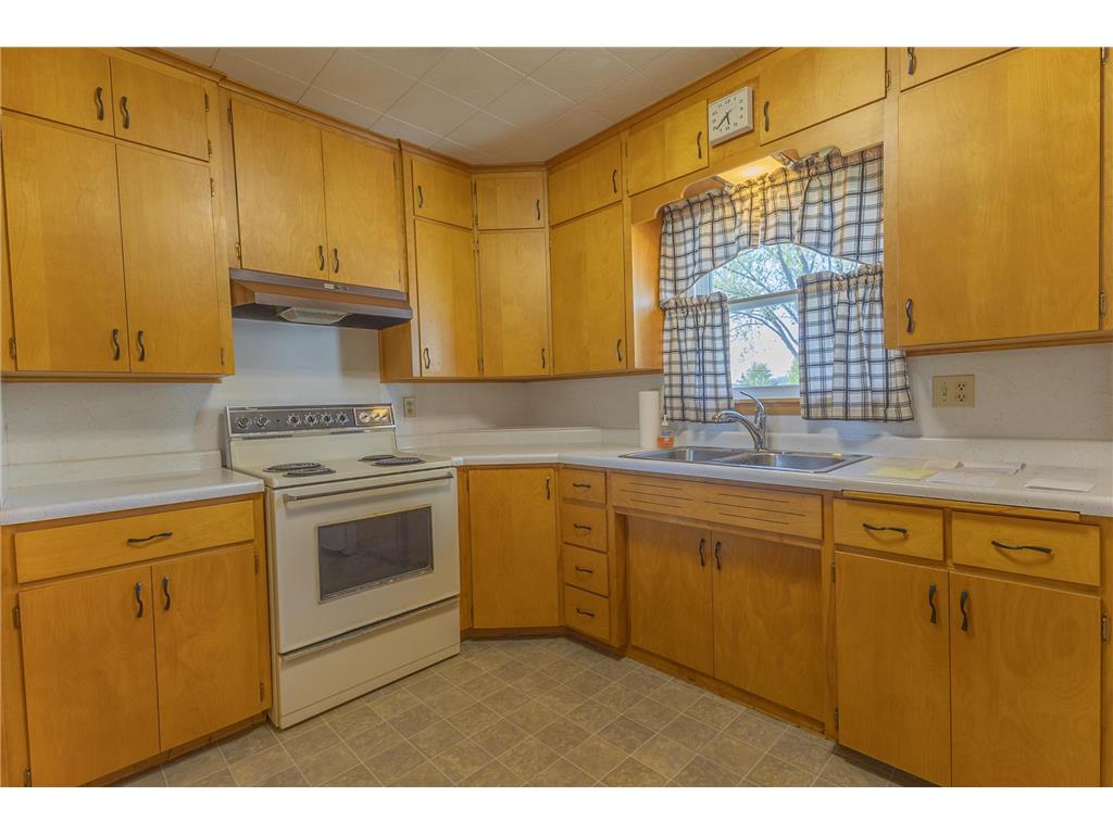 717 Elizabeth Street SE Preston MN 55965 7072730 image6