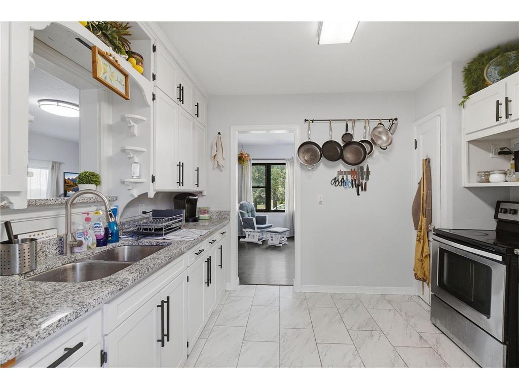 717 Forest Street Kenyon MN 55946 7088889 image11