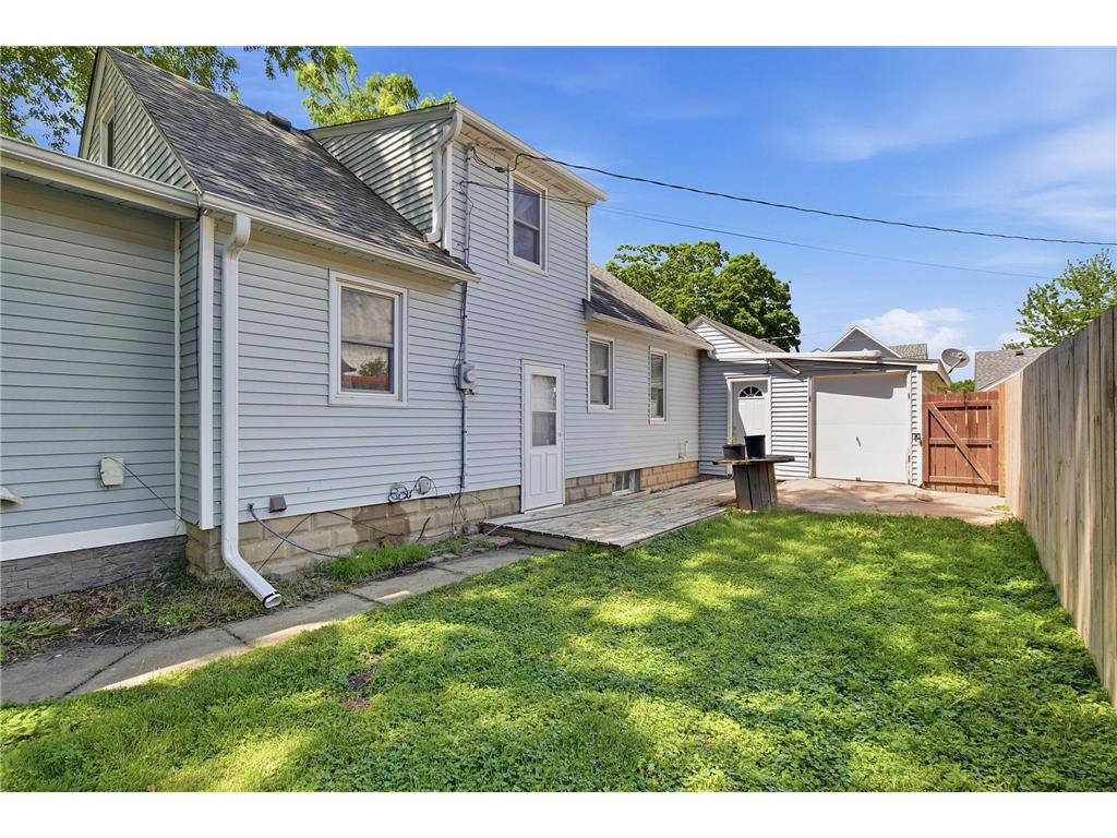 717 Forest Street Kenyon MN 55946 7088889 image22