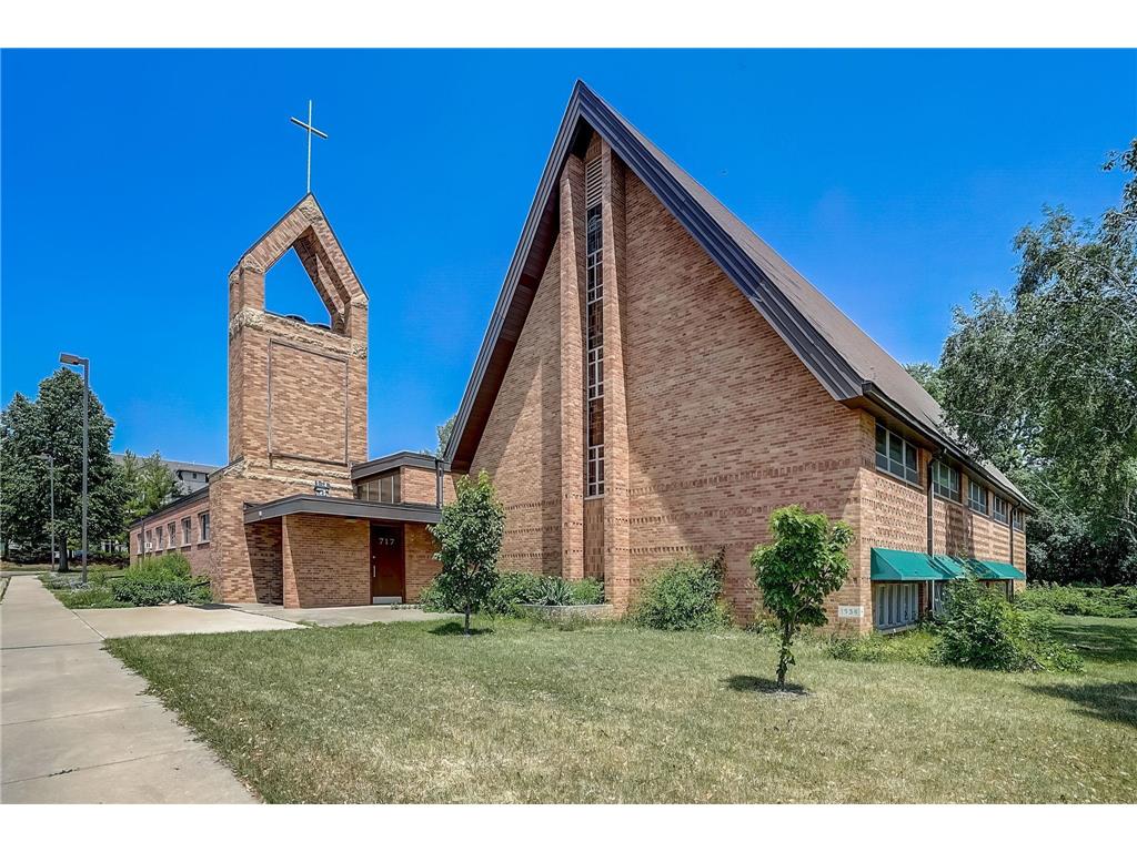 717 Highway 7 Hopkins MN 55305 6390934 image1