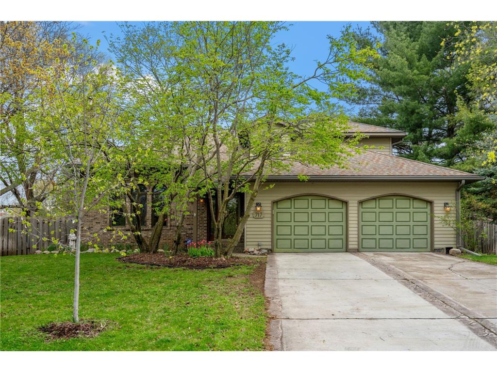 717 Marie Avenue W Mendota Heights MN 55118 6529121 image1