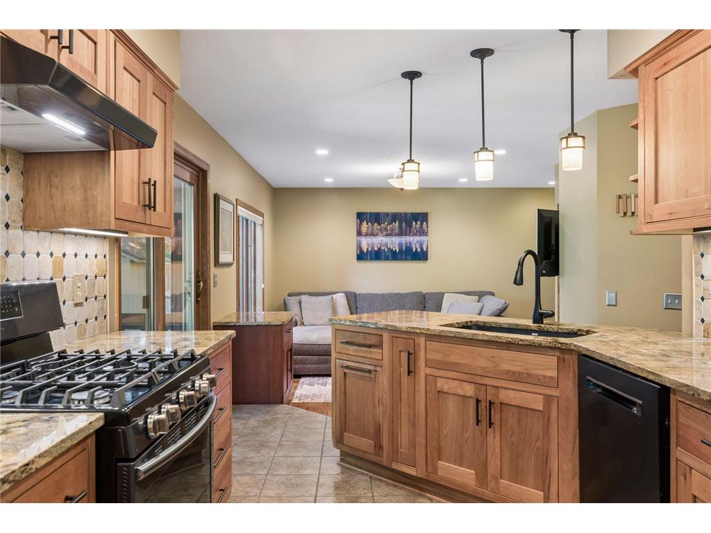 717 Marie Avenue W Mendota Heights MN 55118 7069179 image17