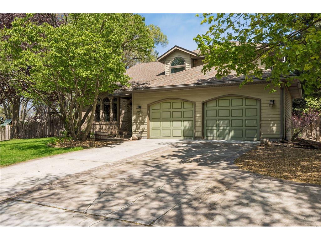 717 Marie Avenue W Mendota Heights MN 55118 7069179 image2