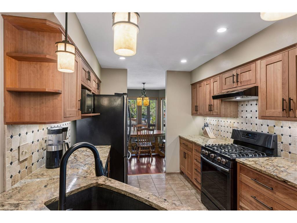 717 Marie Avenue W Mendota Heights MN 55118 7069179 image20