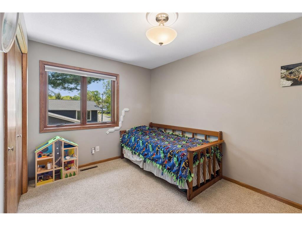 717 Marie Avenue W Mendota Heights MN 55118 7069179 image34