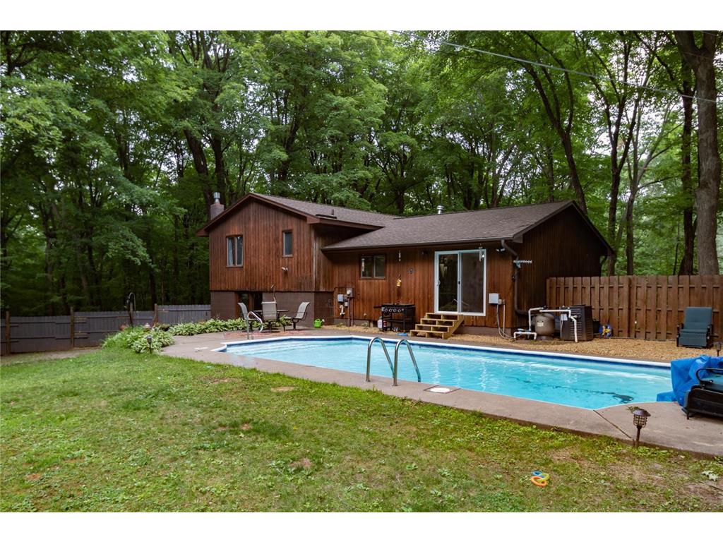 717 S Jefferson Street Saint Croix Falls WI 54024 6399941 image1