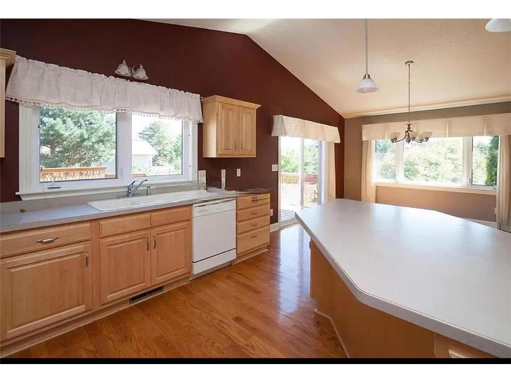 717 S Shore Drive Detroit Lakes MN 56501 6708985 image5