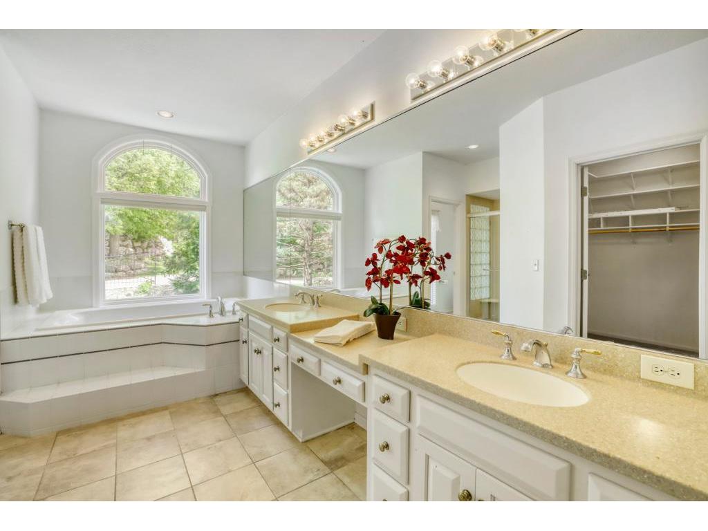 7170 Kenmare Drive Bloomington MN 55438 7070151 image30