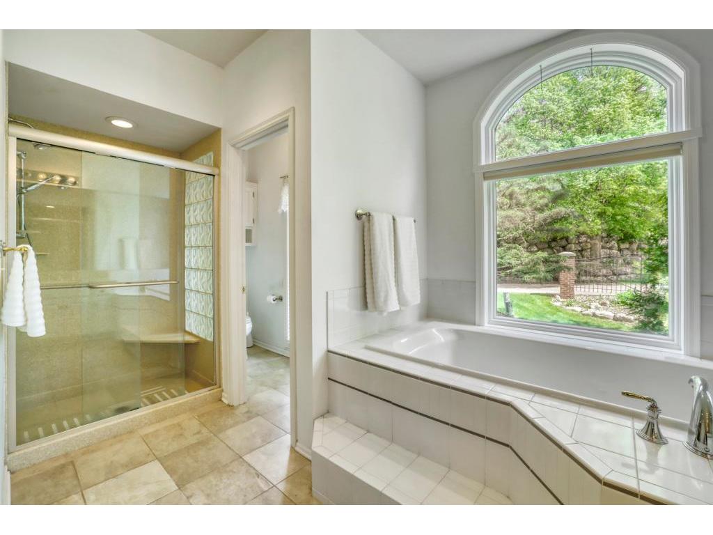 7170 Kenmare Drive Bloomington MN 55438 7070151 image32