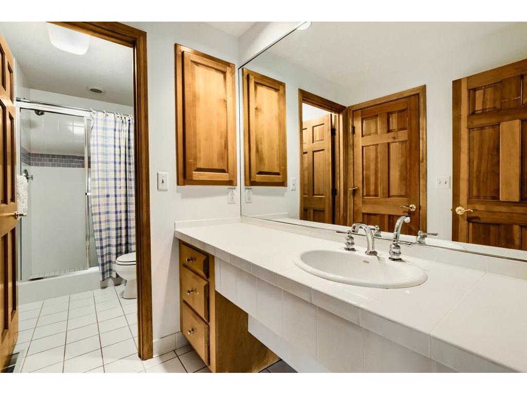 7170 Kenmare Drive Bloomington MN 55438 7070151 image48
