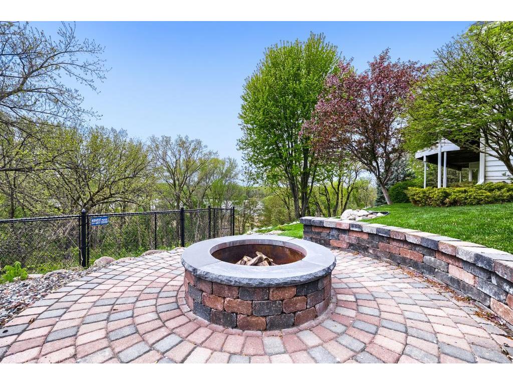7170 Kenmare Drive Bloomington MN 55438 7070151 image50