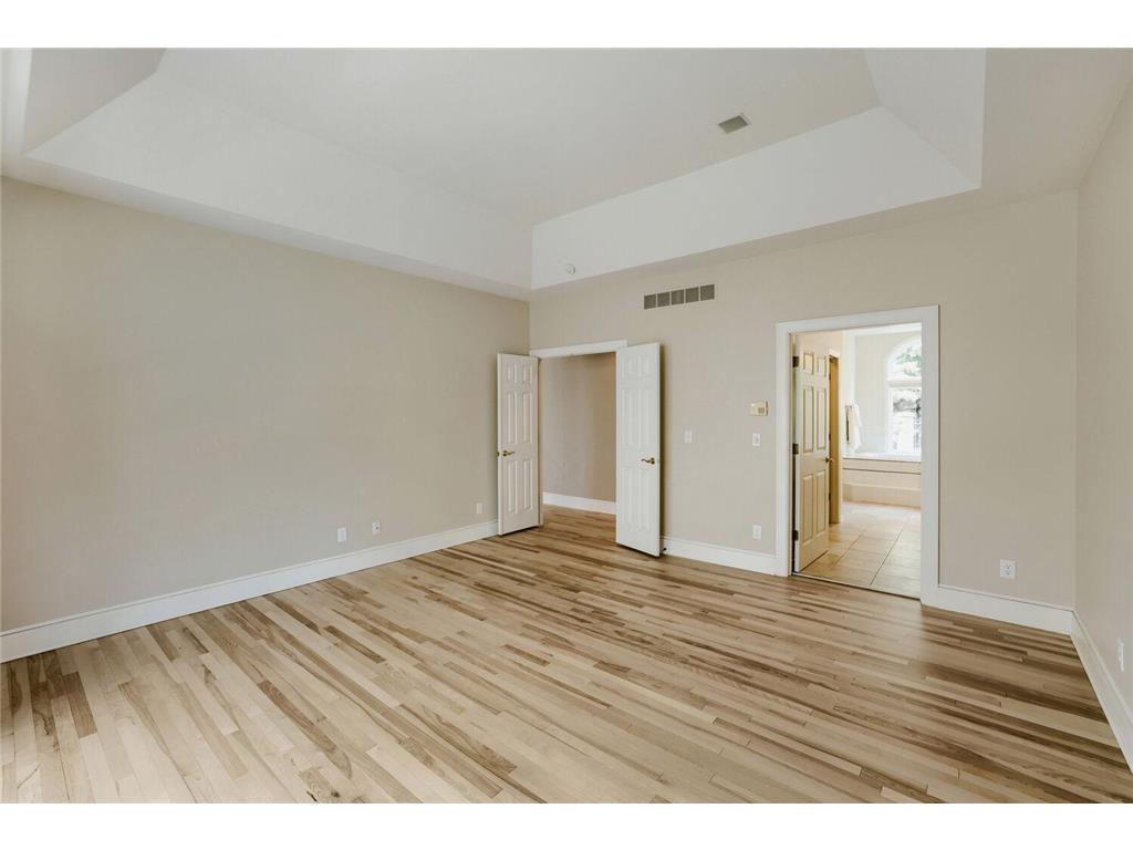 7170 Kenmare Drive Bloomington MN 55438 7110957 image32