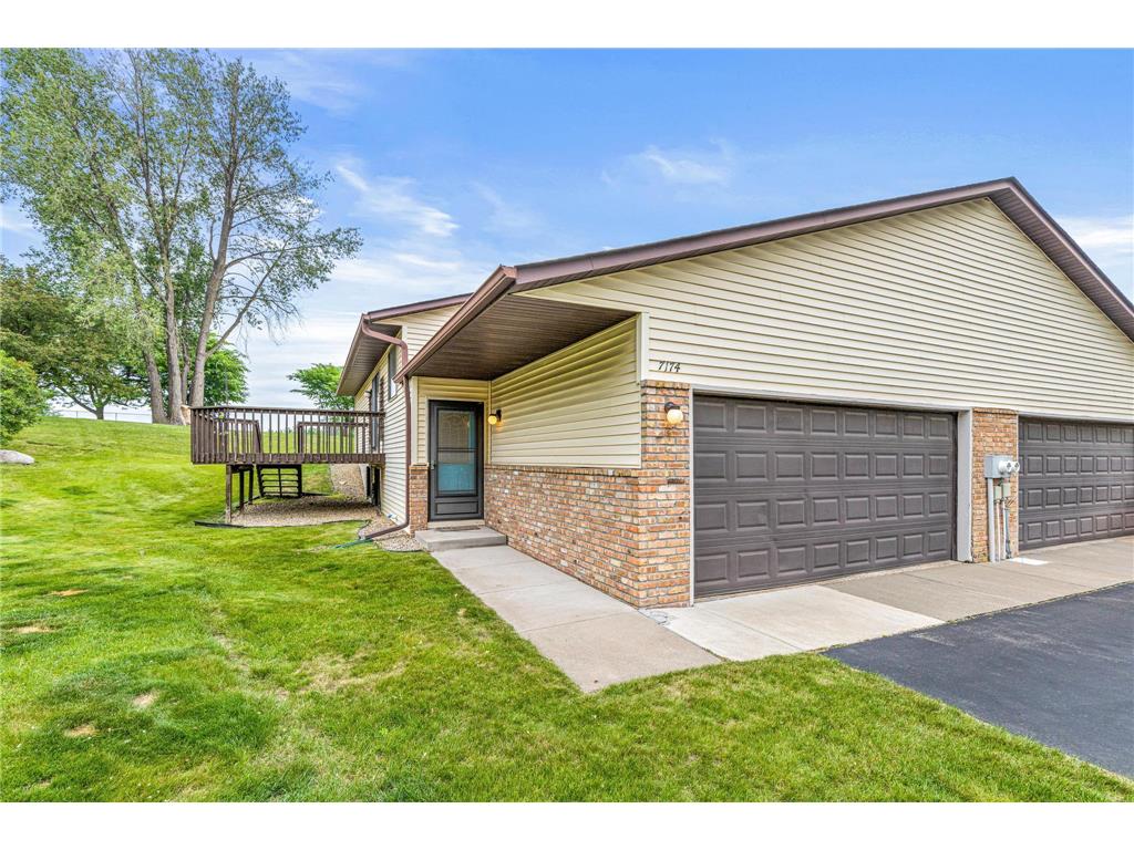 7174 Robinwood Court Woodbury MN 55125 6735444 image1