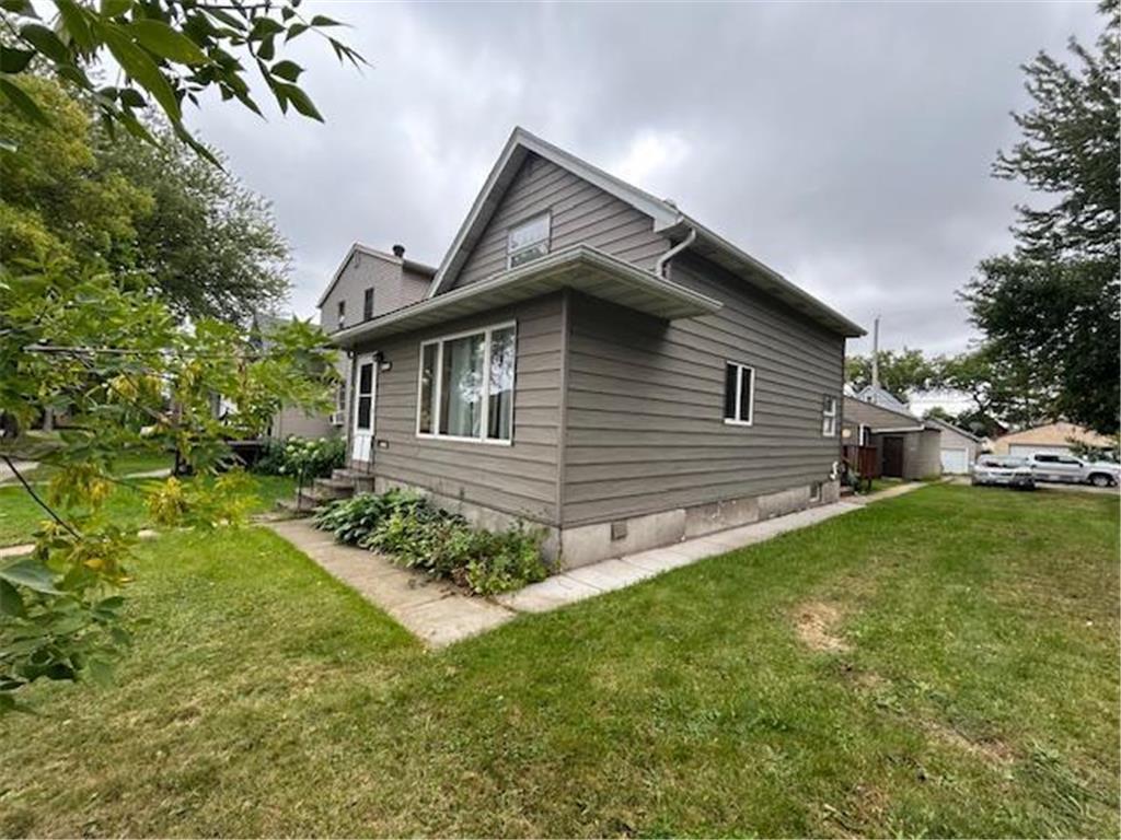 718 11th St N Virginia MN 55792 6781579 image1